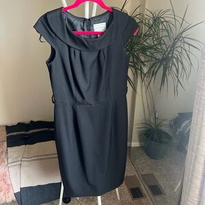 Karin Stevens Black Cap Sleeve Midi Dress